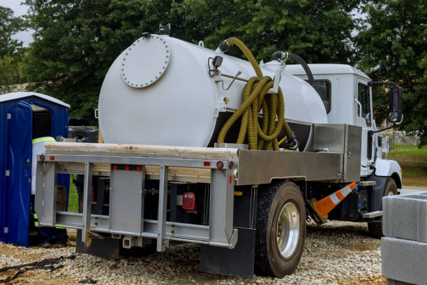 Best Portable restroom trailer rental  in Lacy Lakeview, TX